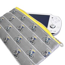 福富&荒北のペンケース (c)渡辺航(週刊少年チャンピオン)/弱虫ペダルGR製作委員会