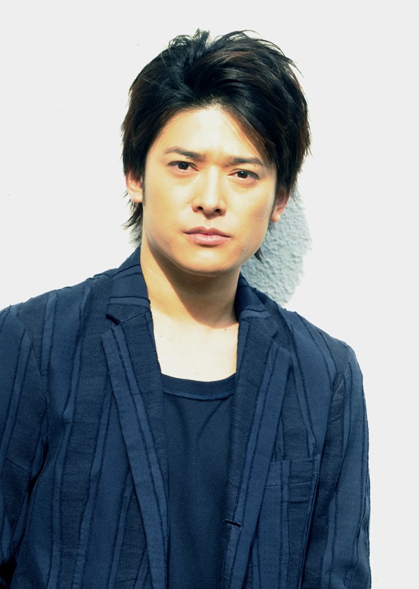 力石馨役の高岡奏輔。