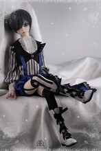 「シエル・ファントムハイヴ キャストドール」(c)枢やな/スクウェアエニックス・黒執事Project・MBS