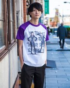 「未知との遭遇Tシャツ」着用写真