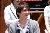 砂川誠役の島崎信長。