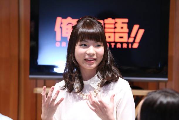 山崎菜々子役の北川里奈。