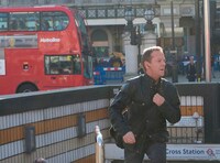 「24-TWENTY FOUR- リブ・アナザー・デイ」より。