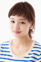 「1」と「18」を組み合わせたネックレスの着用例。(c)寺嶋裕二・講談社/2014「ダイヤのA」製作委員会・テレビ東京