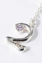 御幸一也モデルのピアス。(c)寺嶋裕二・講談社/2014「ダイヤのA」製作委員会・テレビ東京