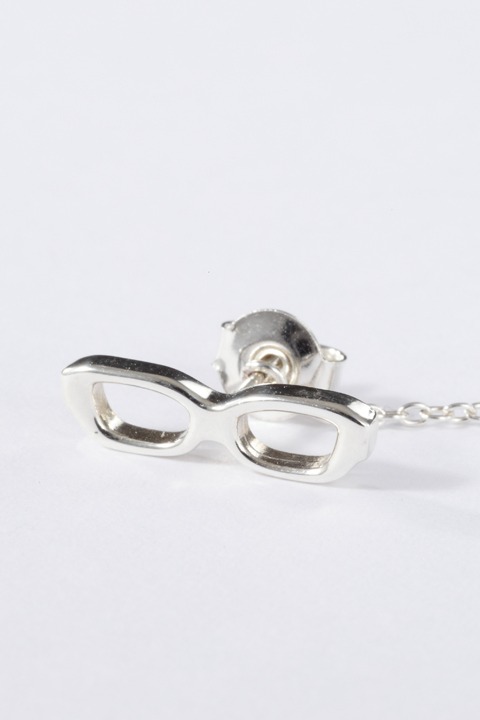 御幸一也モデルのピアス。(c)寺嶋裕二・講談社/2014「ダイヤのA」製作委員会・テレビ東京