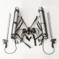 キャンペーンで当たる立体機動装置。