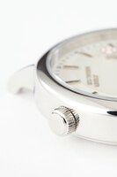 文字盤。(c)寺嶋裕二・講談社／2014「ダイヤのA」製作委員会・テレビ東京