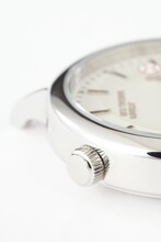 文字盤。(c)寺嶋裕二・講談社／2014「ダイヤのA」製作委員会・テレビ東京