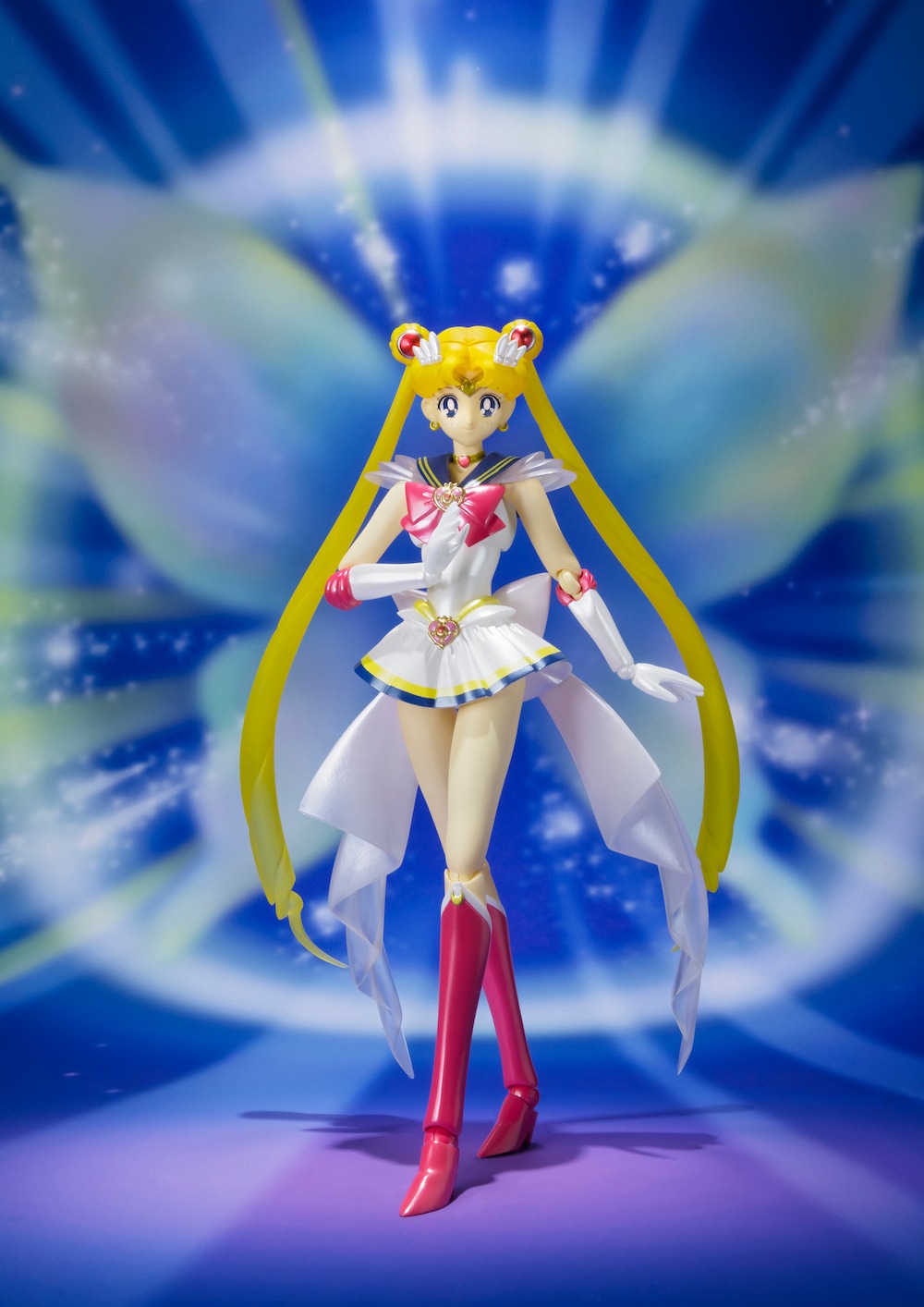 「S.H.Figuarts スーパーセーラームーン」(c)武内直子・PNP・東映アニメーション