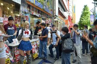 1巻発売時イベントの様子。