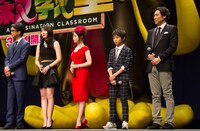 舞台挨拶の様子。