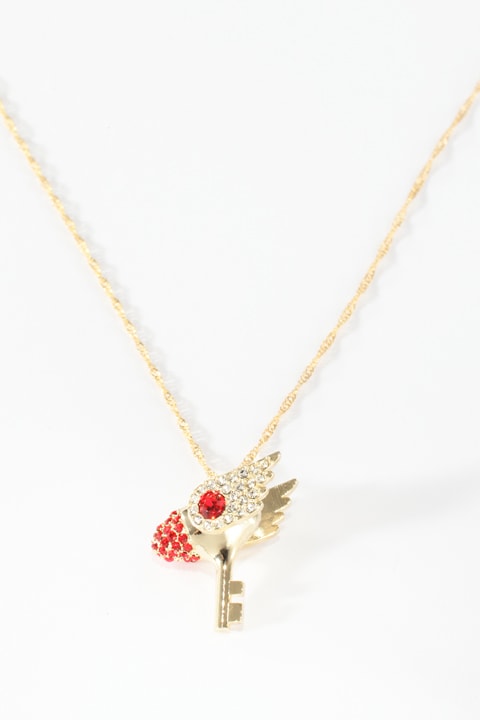 封印の鍵ネックレス(c)CLAMP・ShigatsuTsuitachi CO.,LTD./講談社