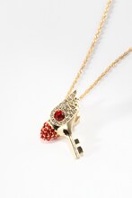 封印の鍵ネックレス(c)CLAMP・ShigatsuTsuitachi CO.,LTD./講談社