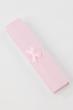 封印の鍵ネックレスのボックス。(c)CLAMP・ShigatsuTsuitachi CO.,LTD./講談社