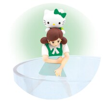 「コップのフチ子とGOTOCHI KITTY信州」の1種。(c)1976, 2015 SANRIO CO., LTD. APPROVAL NO. SS555696 (c)タナカカツキ/KITAN CLUB