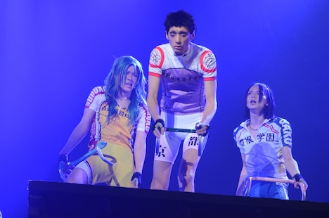 レース中の巻島、御堂筋、東堂。