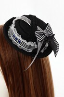 「ミニハットアクセサリー シエル」(c)枢やな/スクウェアエニックス・黒執事Project・MBS