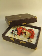 「ローゼンメイデン 真紅陶器フィギュア」(c)PEACH-PIT・集英社／ローゼンメイデン製作委員会