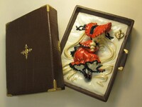 「ローゼンメイデン 真紅陶器フィギュア」(c)PEACH-PIT・集英社／ローゼンメイデン製作委員会