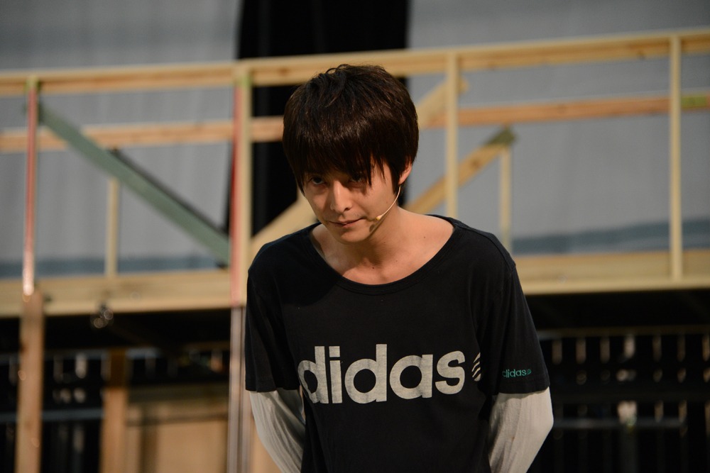 L（小池徹平）