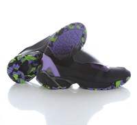 「エヴァンゲリオン：新宿伊勢丹版」に登場するRADIO EVAのアイテム。※画像は企画中のもの (c)カラー