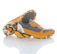 「エヴァンゲリオン：新宿伊勢丹版」に登場するRADIO EVAのアイテム。※画像は企画中のもの (c)カラー