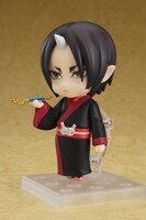 グッドスマイルカンパニーの予約特典の煙管を持つ手パーツを装着した鬼灯。(c)江口夏実・講談社/鬼灯の冷徹製作委員会