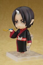 グッドスマイルカンパニーの予約特典の煙管を持つ手パーツを装着した鬼灯。(c)江口夏実・講談社/鬼灯の冷徹製作委員会