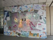 松屋銀座のウィンドウ。