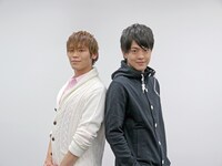 古川慎（左）と石川界人。(c)ONE・村田雄介/集英社・ヒーロー協会本部