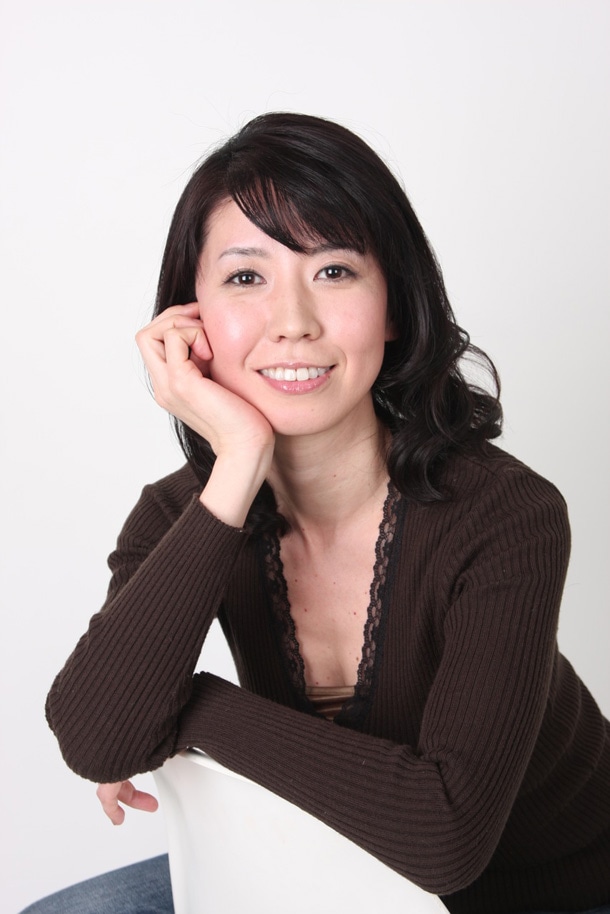 倉田実紗子役の三石琴乃。