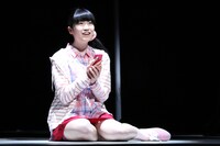 夜神粧裕役の前島亜美（SUPER☆GiRLS）。