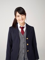 桃谷木綿子（ももやゆうこ）役の水谷果穂。(c)「先輩と彼女」製作委員会