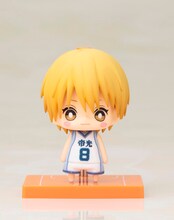 「ワンコインミニフィギュアコレクション 黒子のバスケ 第4Q」（黄瀬涼太 帝光中ver.）(c)藤巻忠俊／集英社・黒子のバスケ製作委員会