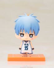 「ワンコインミニフィギュアコレクション 黒子のバスケ 第4Q」（黒子テツヤ 帝光中ver.）(c)藤巻忠俊／集英社・黒子のバスケ製作委員会