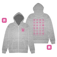 「ユリ熊嵐」のパーカー。(c)2015 イクニゴマモナカ/ユリクマニクル