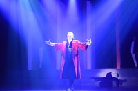 「ドン・ドラキュラ」公開稽古の様子。(c)手塚プロダクション