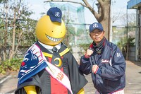 殺せんせーと伊藤コーチ。