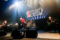 FLOWのステージ。photo / hajime kamiiisaka