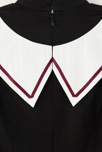 「友枝小学校長袖セーラーワンピース」(c)CLAMP・ShigatsuTsuitachi CO.,LTD./講談社