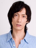 ウタ役を務める村田充。