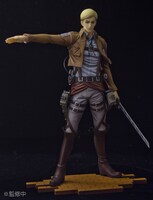 「1/8 エルヴィン・スミス」(c)諫山創・講談社/「進撃の巨人」製作委員会