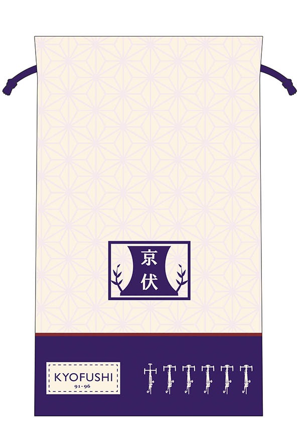 G賞：巾着ポーチの京都伏見高校バージョン。(C)渡辺航（週刊少年チャンピオン）／弱虫ペダルGR製作委員会