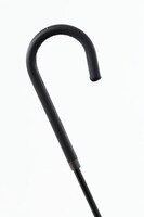 悪魔ほむらをイメージした傘。(c)Magica Quartet／Aniplex・Madoka Movie Project Rebellion