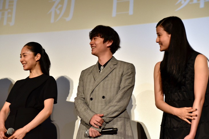 和気藹々とした雰囲気で舞台挨拶は進んだ。