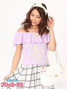 「魔法の天使 クリィミーマミ」のオフショルダートップス。