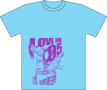 松本次郎のTシャツ「LOVEFOX05」。写真のものはライトブルー。