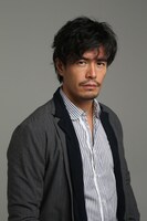 主人公・小町小吉を演じる伊藤英明。