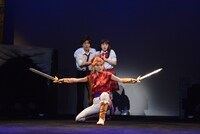 舞台「龍狼伝」公開稽古の様子。